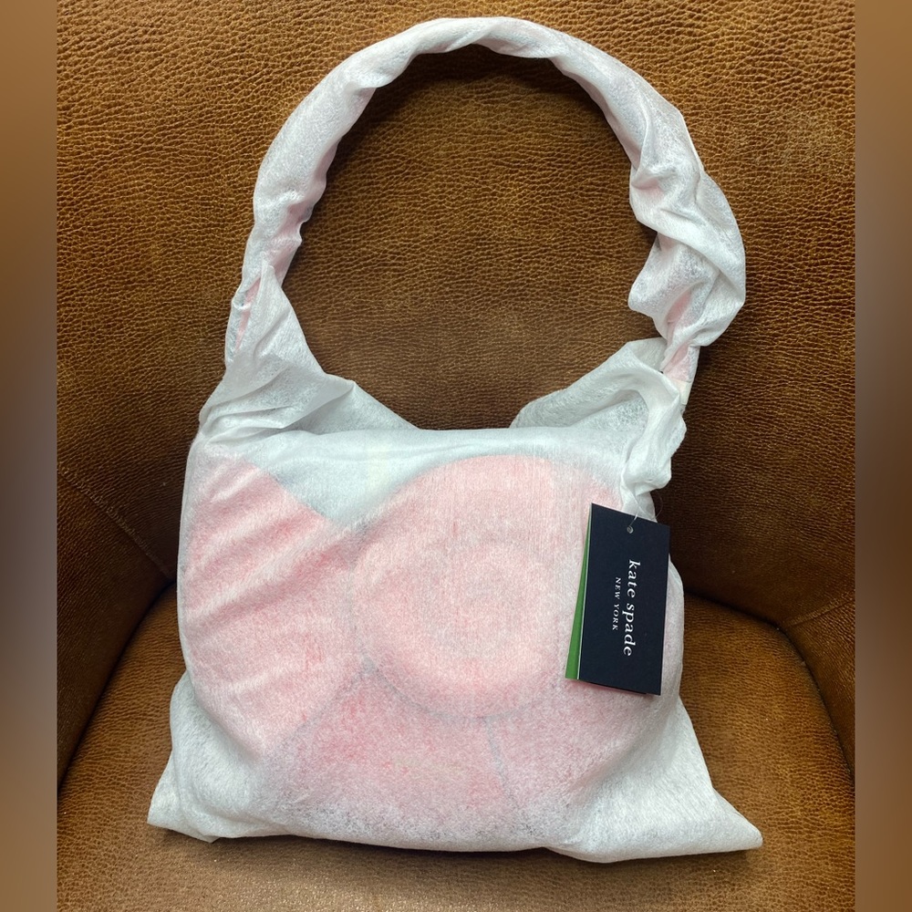 Kate Spade What The Shell Nautilus Shell Shoulder
Bag - Picture 8 of 8